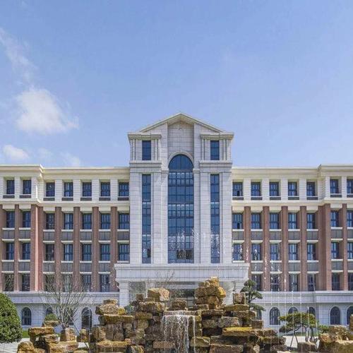 宝楠国际学校vr导览 ——360°高清全景，带您在线游宝楠
